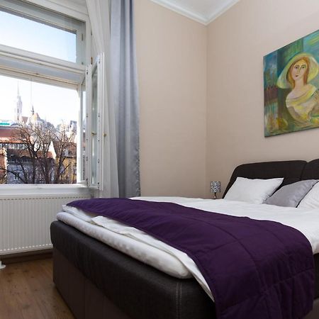Elegant Apartment With Buda Castle View Budapest Exterior photo